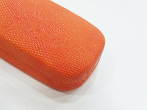 กล่องใส่แว่นตาทรงสี่เหลี่ยมสีส้มกึ่งแข็ง - Product Image 5