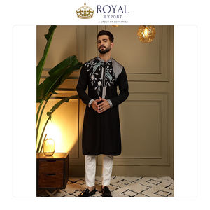Collection luxueuse de vêtements pour hommes de style traditionnel, avec broderies et travail de sequins, kurta en viscose et soie, et pantalon semi-coton. - Product Image 6