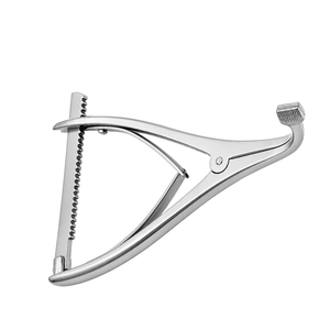 Écarteurs fémoraux et tibiaux manuels de classe I, instrument chirurgical orthopédique pour une exposition précise des articulations et les procédures de chirurgie du genou - Product Image 3
