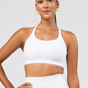 Soutien-gorge de sport blanc sans coutures à col halter pour femme, maintien moyen, idéal pour le yoga et les activités sportives - Product Image 3
