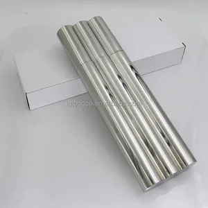 Estuche para Cigarros de Acero Inoxidable Moderno, 3 Tubos, Diseño Minimalista Portátil, Humidor de Metal Pulido para Viaje - Product Image 3
