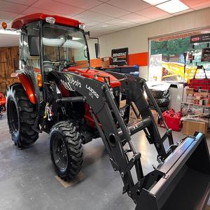 Tracteur à roues Kubota L6060 4x4, 70 CV, moteur avancé, pompe, boîte de vitesses, roulement, conçu pour l'agriculture intensive, machine de qualité supérieure - Product Image 1
