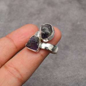 Anillo de amatista en bruto hecho a mano con plata de ley 925, joyería de piedras preciosas, anillo único y llamativo, regalo para mujeres y niñas - Product Image 5