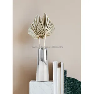 Vase à fleurs vintage artisanal écologique chromé pour intérieurs haut de gamme, en métal à structure géométrique, fabriqué par Zahid - Product Image 2