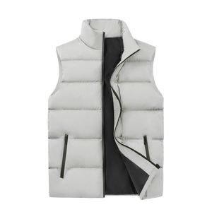 Gilet matelassé en toile épais et chaud sans manches pour homme avec fermeture éclair et logo personnalisé, nouveau design pour le travail en extérieur et les uniformes professionnels - Product Image 3