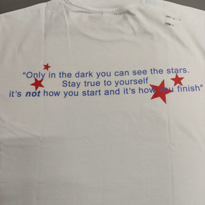 เสื้อยืดคอกว้างทรงโอเวอร์ไซส์ พิมพ์ลายซิลค์สกรีนแบบวินเทจฟอกสี  ผ้าฝ้าย 100% ระบายอากาศได้ดี ป้องกันรอยยับ เป็นมิตรต่อสิ่งแวดล้อม สำหรับผู้ชาย - Product Image 2