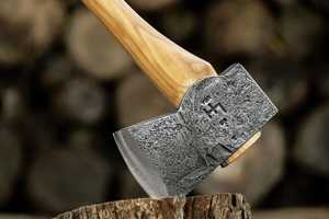 ขวานเหล็กกล้าคาร์บอนตีขึ้นรูปด้วยมือ ยี่ห้อ STEEL CRAFT INTERNATIONAL ด้ามไม้แอชทรงรี 31 นิ้ว - Product Image 1