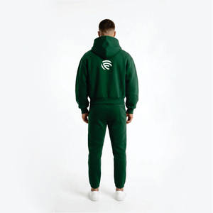 ชุดวอร์มเทคฟลีซสีเขียวเข้มพรีเมียมเฮฟวี่เวท – เสื้อฮู้ดดีไซน์ไซเบอร์-เออร์เบินแบบมีแผ่นผ้าต่อและกางเกงจ็อกเกอร์ทรงเข้ารูป - Product Image 2