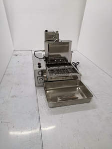 Máquina automática para freír rosquillas Mochi de electricidad/máquina comercial para hacer rosquillas 4 filas mini máquina para freír rosquillas - Product Image 4