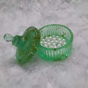 Boîte à Bijoux Décorative de Petite Taille Faite à la Main Mini Conteneur de Rangement pour la Décoration de la Maison - Product Image 1