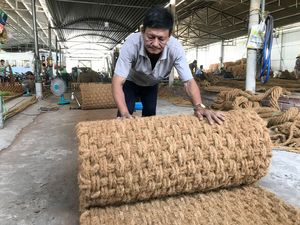 Rouleaux de tapis en fibre de coco 1,2x10m – Tapis durable et écologique en fibre de palmier pour le camping et le pavage de sentiers – Direct usine Vietnam - Product Image 5