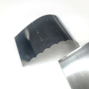 3-Piece Stainless Steel Kitchen Cake Scraper Set with 3 Edge Patterns Dishwasher Safe Cake Decorating Tool From Gyeonggi-do - Product Image 2