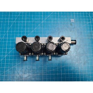 Vanne solénoïde pneumatique Koganei R100M4A-47W, utilisée comme pièce détachée pour équipement semi-conducteur Legacy - Product Image 4
