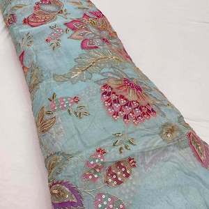 Tela estampada de viscosa crepé premium de la India para vestidos, kurtis y trajes de moda, exportación. - Product Image 2