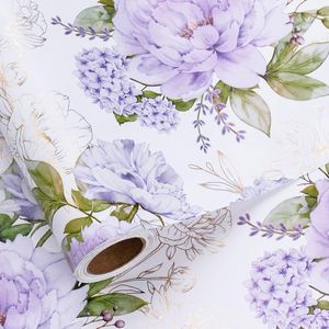 Rotolo di Carta da Regalo con Peonie Viola e Contorno Floreale in Lamina d'Oro, Elegante Confezione Floreale per Regali, Matrimoni e Addii al Nubilato - Product Image 1