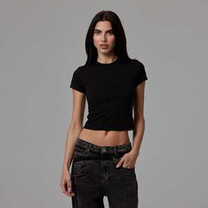 Camiseta Corta Ajustada para Mujer, 100% Algodón Suave, Estilo Casual Básico de Verano, Impresión de Logotipo Personalizado, Proveedor OEM ODM - Product Image 6