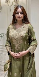 Ensemble pantalon et dupatta pour femme ROMAN avec haut à col fantaisie et broderies, sans plis, toutes saisons - Product Image 3