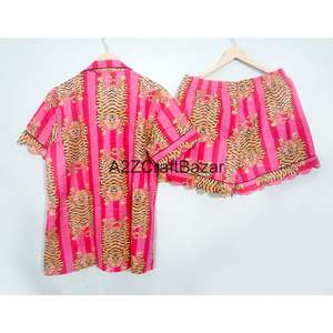 Conjunto de Pijama Kangura Hecho a Mano en India, 100% Algodón, Transpirable, Estampado Floral Vintage, Ropa de Dormir Romántica Corta para Mujer, Invierno - Product Image 1