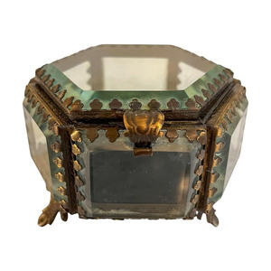 Boîtes à bijoux modernes en laiton et verre biseauté, design Royal Heritage |   Boîte à Bijoux Décorative de Luxe Personnalisable en Couleur et en Taille pour l'Exportation - Product Image 4