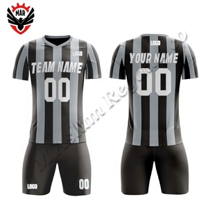 Uniforme de Fútbol Masculino de Alta Calidad y Comodidad, Conjunto Personalizado con Nombre, Impresión por Sublimación, Ropa Deportiva 100% Poliéster - Product Image 2