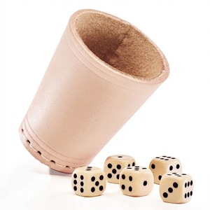 Copa de Dados de Cuero Personalizada sin Dados, Copa de Juego Tallada a Mano para Juegos de Mesa, Fiestas y Casino, Sin Dados - Product Image 1