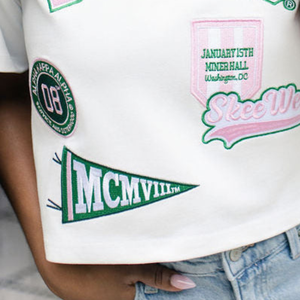 <b>Cropped</b> Varsity Patch Tee White Women Short <b>Sleeve</b> Crew Neck Sorority Letter Graphic Shirt Casual College Style Fashion <b>Top</b> - Product Image 3