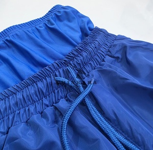 Shorts de bain bleus pour hommes avec leggings intégrés, séchage rapide, couleur unie, taille à cordon de serrage, style Awrah musulman, sport et décontracté - Product Image 5
