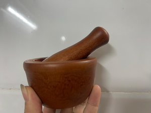 Mortero y Pilón de Madera Natural Ecológicos, Duraderos y Hechos a Mano, de Grado Alimenticio, para Moler Especias, Hierbas, Ajo y Jengibre en la Cocina - Product Image 5