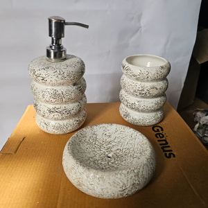 Dispensador de Jabón de Cerámica de Diseño, Gran Capacidad de 500 ml, para Baño Moderno y Decoración Elegante del Hogar - Product Image 1