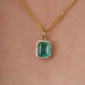 Customized High Quality K14 Yellow Gold Zambian <b>Emerald</b> & Diamond Small Halo <b>Pendant</b> Best Selling Bulk Jewelry Manufacturer - Product Image 2