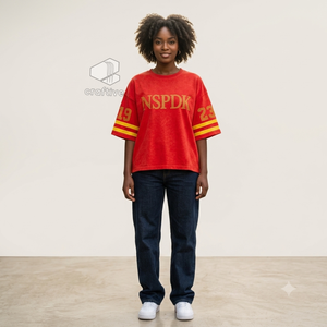 T-shirt décontracté à col rond et manches rayées pour femme NSPDK, motif graphique avec lettres grecques rouges et dorées, orné de strass, coupe ample - Product Image 5