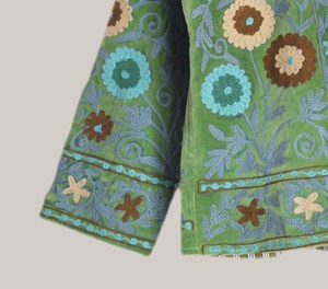 Premium Green Embroidered <b>Velvet</b> Suzani <b>Jacket</b> <b>Women's</b> Stand Collar Boho Floral Pattern Full Sleeve Autumn <b>Jacket</b> - Product Image 5