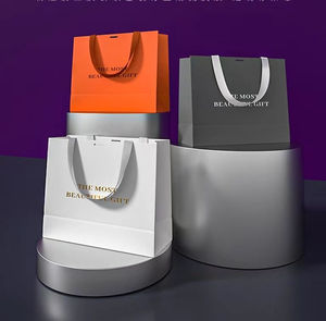 Sacs cadeaux en papier kraft personnalisés en gros, blancs et propres, pour des achats et des cadeaux élégants - Product Image 5