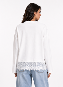 Chemisier femme en coton 100% de qualité supérieure à manches longues, avec ourlet en dentelle, coupe ample, fente latérale, broderie ton sur ton personnalisée - Product Image 2