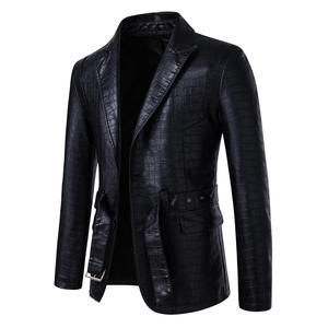 Chaqueta de Cuero PU Negra para Hombre, con Patrón de Cocodrilo Repujado, Corte Entallado, Cuello Camisero, con Cinturón, Estilo Formal, para Otoño - Product Image 3
