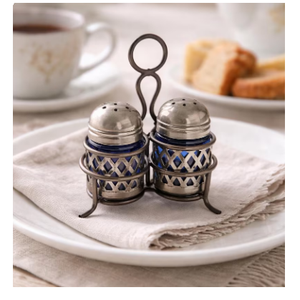 Grossiste d'ustensiles de cuisine : Salière et poivrière finition argent antique, accessoires de cuisine, article de table pour la maison et l'hôtellerie - Product Image 1
