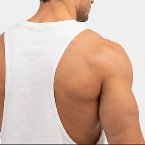 Débardeur de sport pour homme, coupe ajustée, séchage rapide, design décontracté des emmanchures, pour la musculation et la gym, 100% coton - Product Image 5