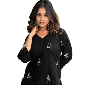 Kurti long imprimé en rayonne pour femme, à manches longues, col en V, tenue ethnique décontractée - Product Image 1