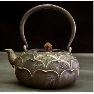 Tetera de Cobre con Diseño Grabado y Acabado Brillante para Servir Té y Café, Utensilios de Mesa para Té y Espresso - Product Image 5