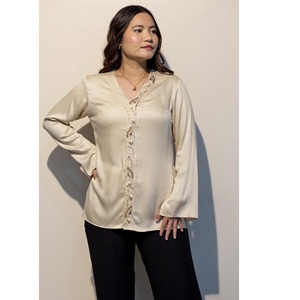 Camisa PAMELA Blanca de Algodón Premium y Elegante para Mujer, Compre Directamente del Proveedor - Product Image 1