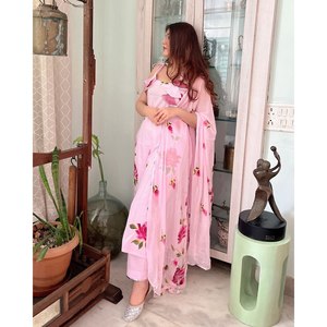 Conjunto de traje de fiesta para mujer de diseñador con parte superior inferior y Dupatta - Product Image 3