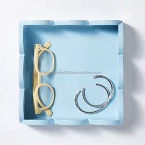 Plateau en laque léger fait à la main Plateau de service en bois MDF Exportateur Prix d'usine Durable du Vietnam - Product Image 2