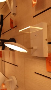 Modern LED <b>Wall</b> Lamp <b>with</b> Glass Shelf & USB-C Charging Station – 8W + 5W Dual <b>Light</b> - Product Image 5