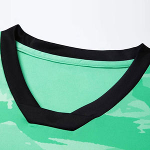 Tenue de football de qualité supérieure, nouvelle conception, uniforme d'équipe, uniforme de football en matériau durable - Product Image 2