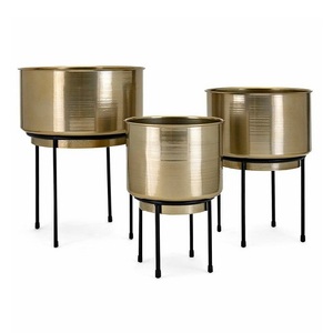 Macetas Redondas de Metal de Lujo con Soportes Dorados para Uso en Interiores y Exteriores, Juego de Decoración para el Hogar y Jardín, Decoración para Exteriores - Product Image 2
