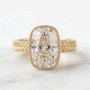 Bague de fiançailles vintage en moissanite taille brillant ronde pour femme, plaquée or, sertie à griffes - Product Image 3