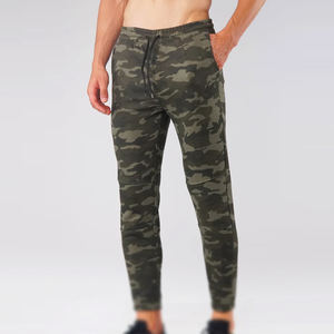 Services OEM ODM, pantalons de jogging personnalisés à imprimé camouflage, pantalons en coton, couleur personnalisée, doublure en polaire surdimensionnée, pantalons écologiques - Product Image 1