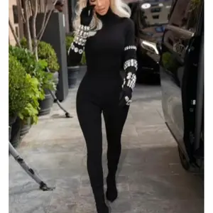 Celebrity Rode Loper Jumpsuit Vrouwen Lange Mouw Sexy Grote Crystal Bodycon Bandage Jumpsuit Nachtclub Feest Vieren Kleding