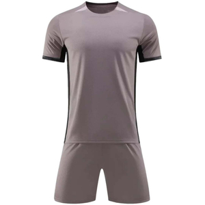 Uniforme de Fútbol Personalizado con Gráficos Impresos por Transferencia de Calor Resistentes a la Decoloración, 100% Poliéster Transpirable, Unisex, para Todas las Temporadas - Product Image 1