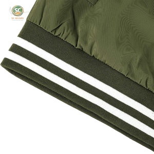 Chaqueta Varsity de Invierno para Hombre con Logotipo Frontal, Transpirable, Cálida, Estilo Atlético Clásico para Comodidad Urbana y Looks Casuales Diarios - Product Image 6
